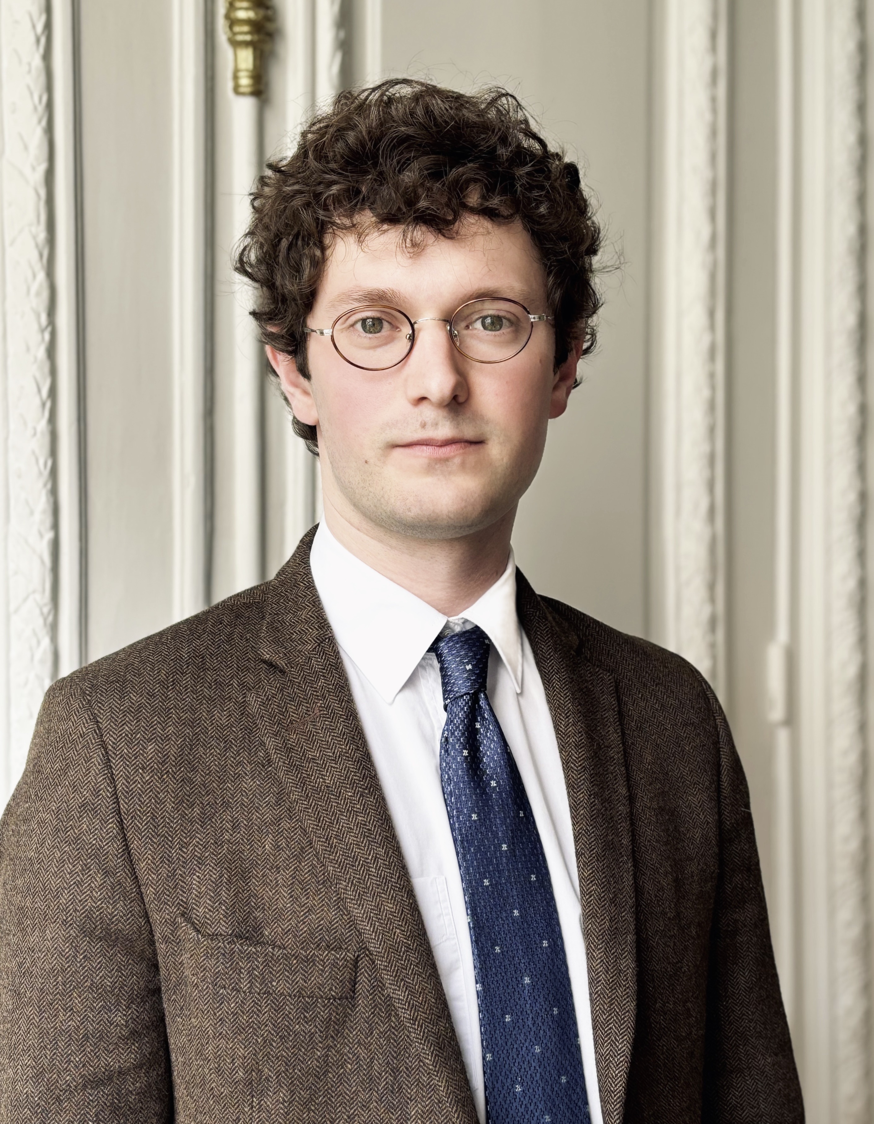 Portrait Elliot BERSEGOL